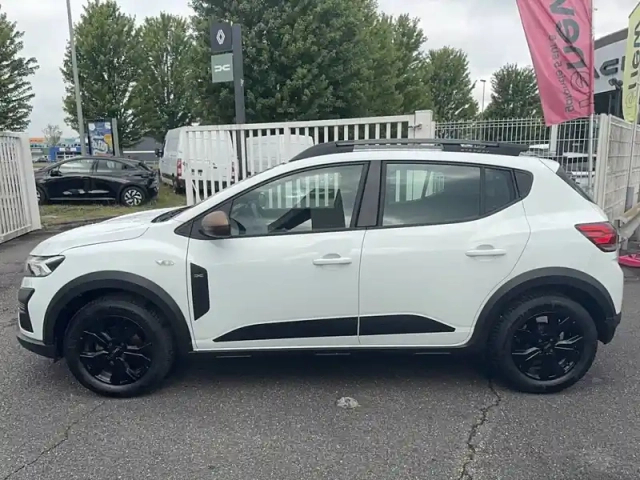 Dacia Sandero tce 90 cvt gsr2 — photo 2