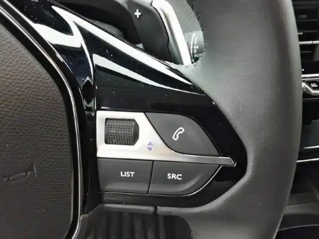 Peugeot 208 hybrid 100 e-dcs6 — photo 21