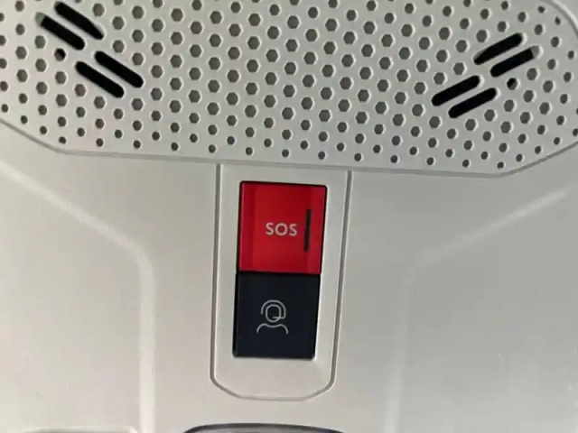 Citroën C4 puretech 130 s&amp;s eat8 — photo 20