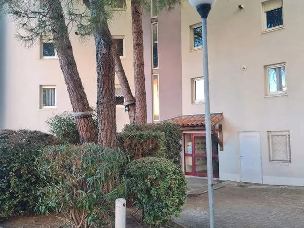 RARE Appartement grand P2/T2 Exceptionnel tramway ligne 2