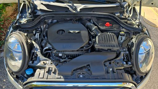 Mini Mini Cabriolet 1.5 Cooper 136 BVA7 - Finition Chili – 2016 – 49557 km – Essence – Boîte Automatique — photo 21