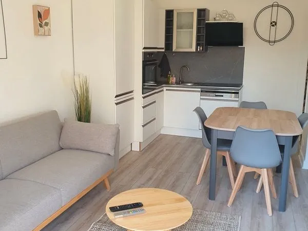 APT T4 1er de BELGIQUE