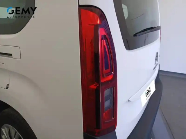 Citroën Berlingo taille xl bluehdi 100 s&amp;s bvm — photo 20
