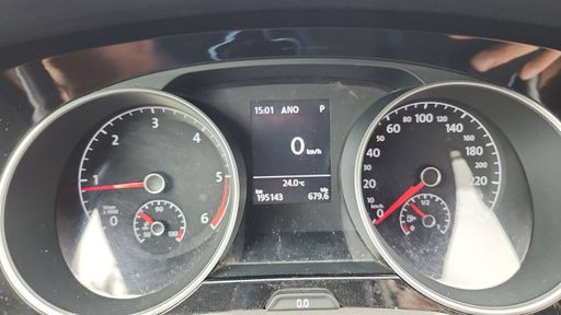 Volkswagen Touran 1.6 TDI 115 DSG7 - Confortline Business 7pl – 2018 – 195143 km – Diesel – Boîte Automatique — photo 28