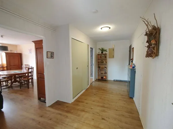 Appartement 4 pièces 77 m²