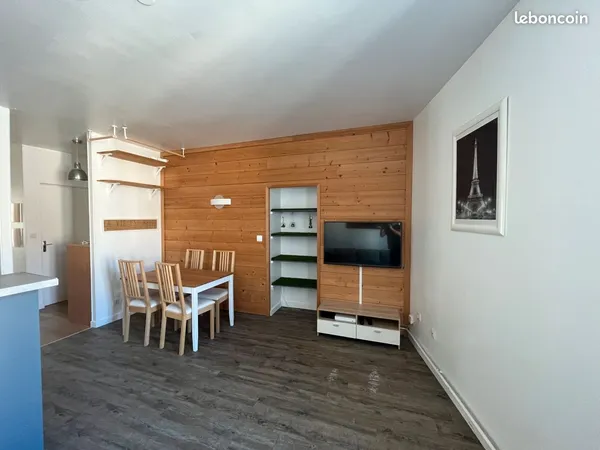 MEUBLÉ DE 39 m² PLEIN CENTRE VILLE