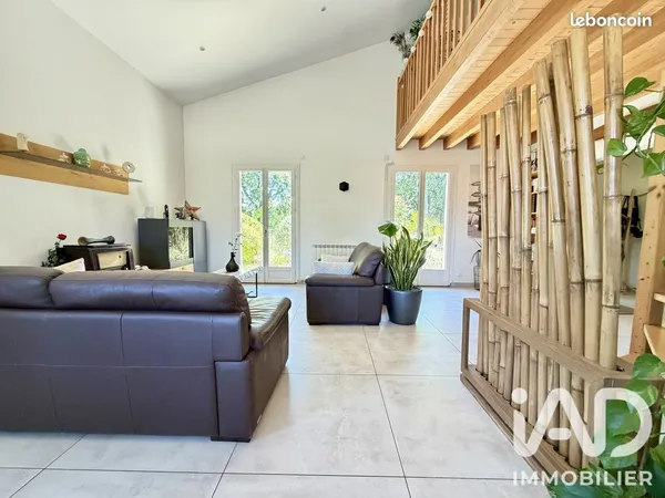 Maison 6 pièces 162 m²