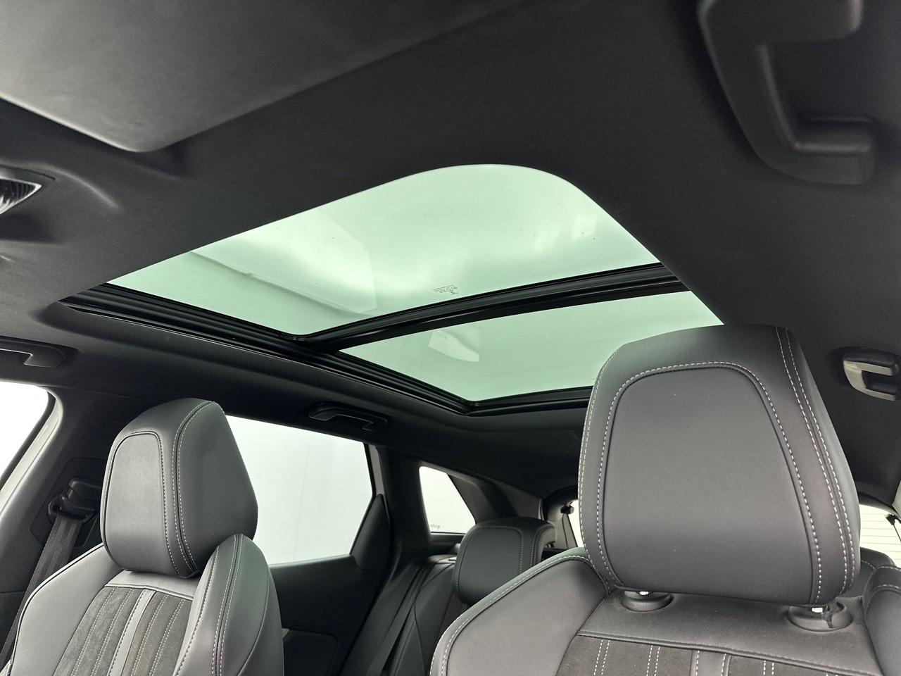 Peugeot 3008 puretech 130ch s&s eat8 gt — photo 38