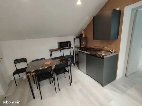 Loue joli T2 meublé quartier gare