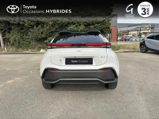 Toyota C-Hr 2.0 hybride rechargeable 225ch collection my26 — photo 4