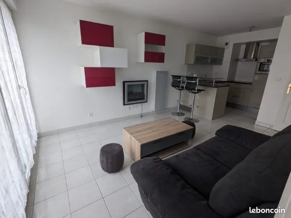 Loue appartement meublé 35m2