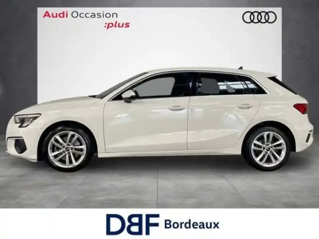 Audi A3 35 tdi 150 s tronic 7 business line — photo 2