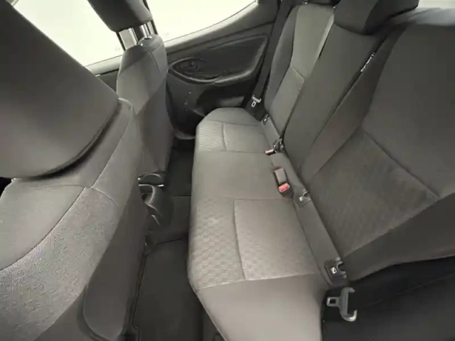 Toyota Yaris 70 vvt-i dynamic — photo 19