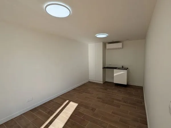 Bureau 18 m²