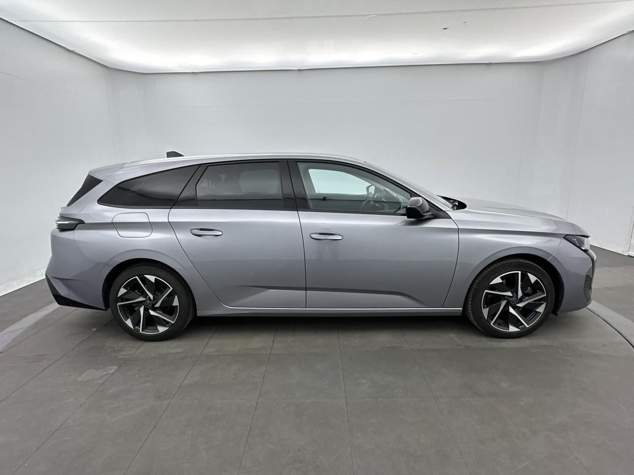 Peugeot 308 sw bluehdi 130ch s&s eat8 allure — photo 4