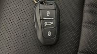 Peugeot 308 1.2 PureTech 130ch S&S GT EAT8 — photo 16