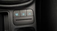 Ford Fiesta 1.0 EcoBoost 95ch Connect Business Nav 5p — photo 30