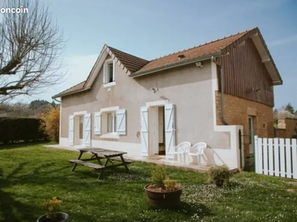 Maison meublée 3 ch. - Hauteurs de Montignac - À l'année