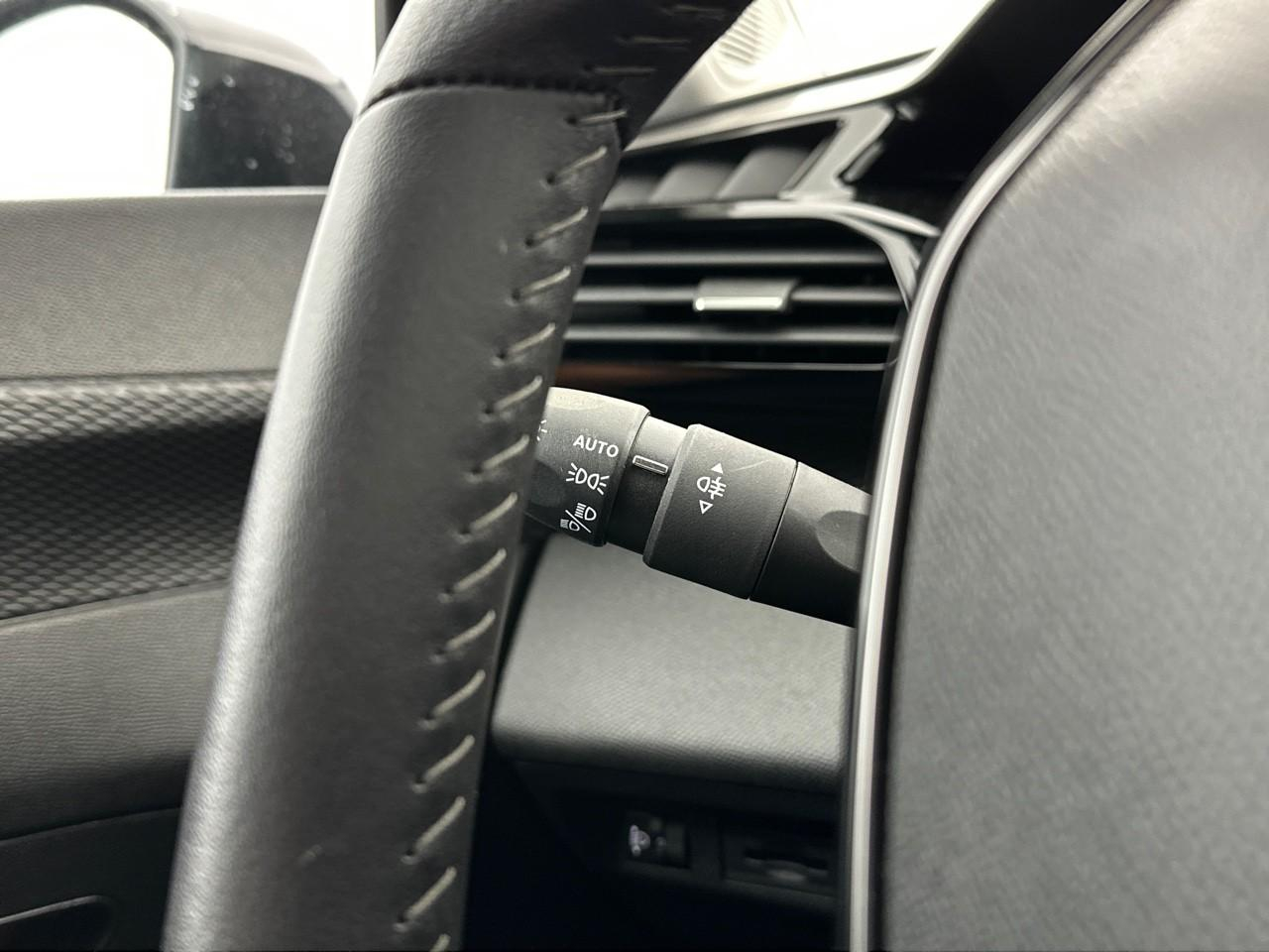 Peugeot 308 puretech 130ch s&s bvm6 active pack — photo 19