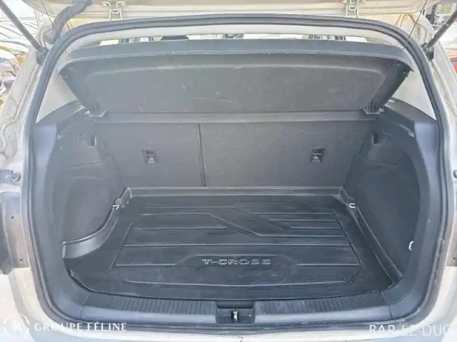 Volkswagen T-Cross 1.0 tsi 110ch life plus — photo 6