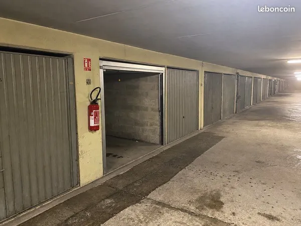 Garage / Box