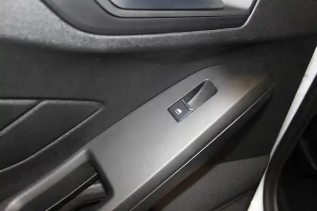 Ford Focus sw 1.0 ecoboost 125 s&amp;s — photo 16