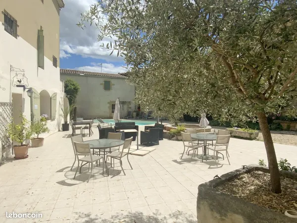 Mas 13 pièces 510 m²