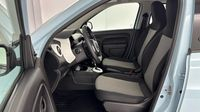 Renault Twingo E-Tech Electric Life R80 Achat Intégral - 21 — photo 12