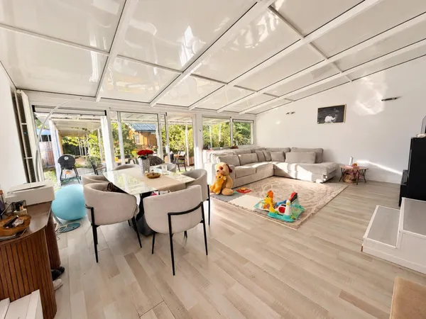 Maison de 90 m² habitable sur un terrain clos de 980 m²