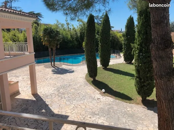 T3 rénové de 71 m² | Résidence avec piscine | Parking | Climatisation