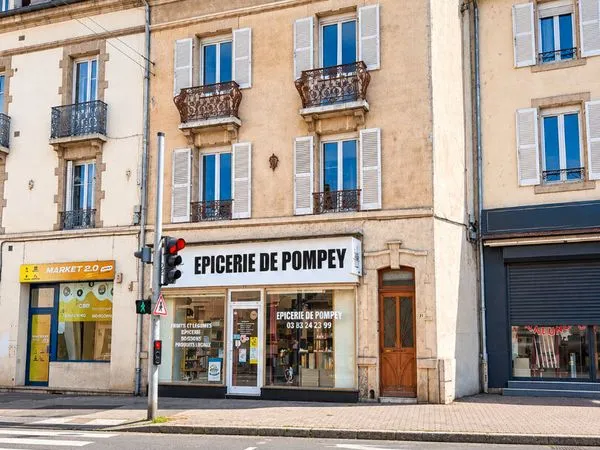 Immeuble de rapport 11 pièces 303 m²
