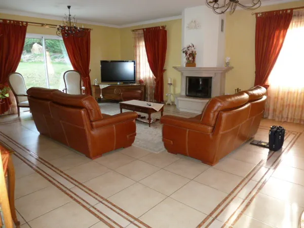 Vends maison - 270m²