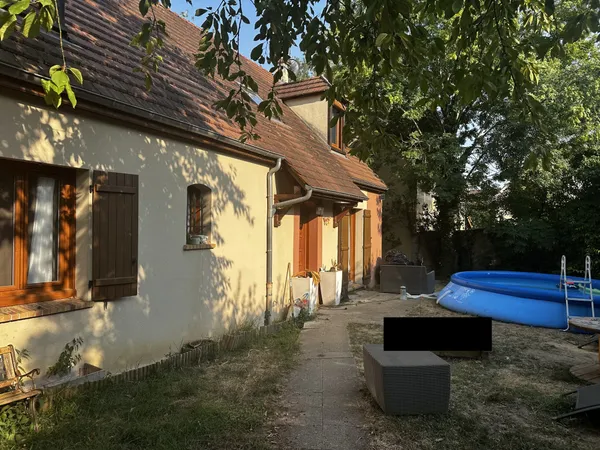 Maison T8 avec sous-sol total et chambre en RDC