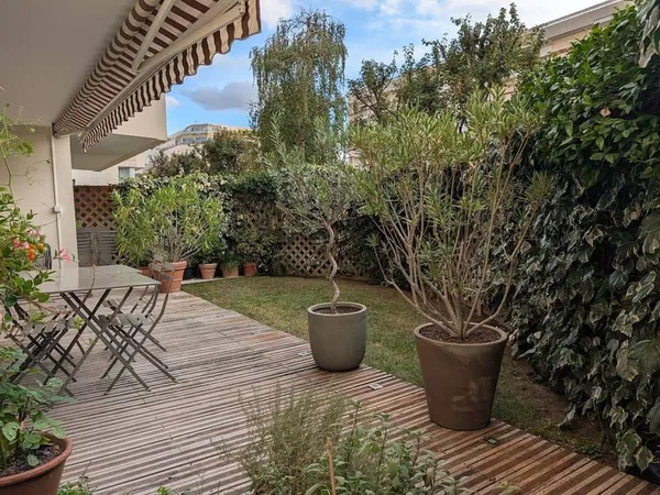 Appartement 5 pièces 145 m²