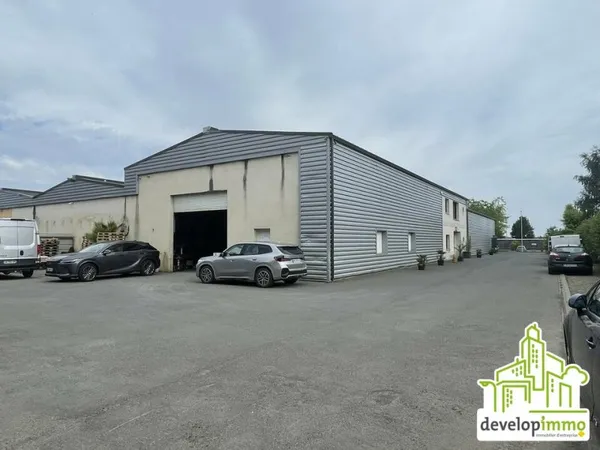 Bureau 444 m²