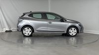 Renault Clio 1.5 Blue dCi 100ch Evolution - 24 — photo 4