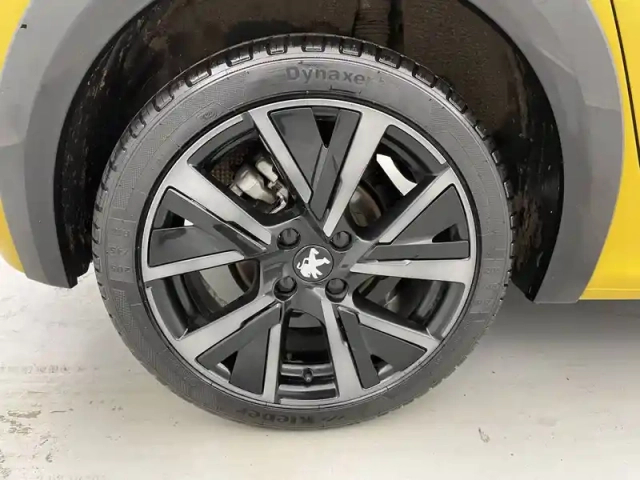 Peugeot 208 puretech 100 s&amp;s bvm6 — photo 19