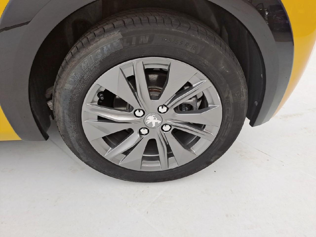 Peugeot 208 electrique 50 kwh 136ch style — photo 20
