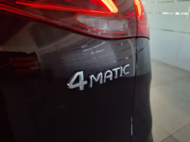 Mercedes Eqe suv 350 4matic suv amg lin — photo 20