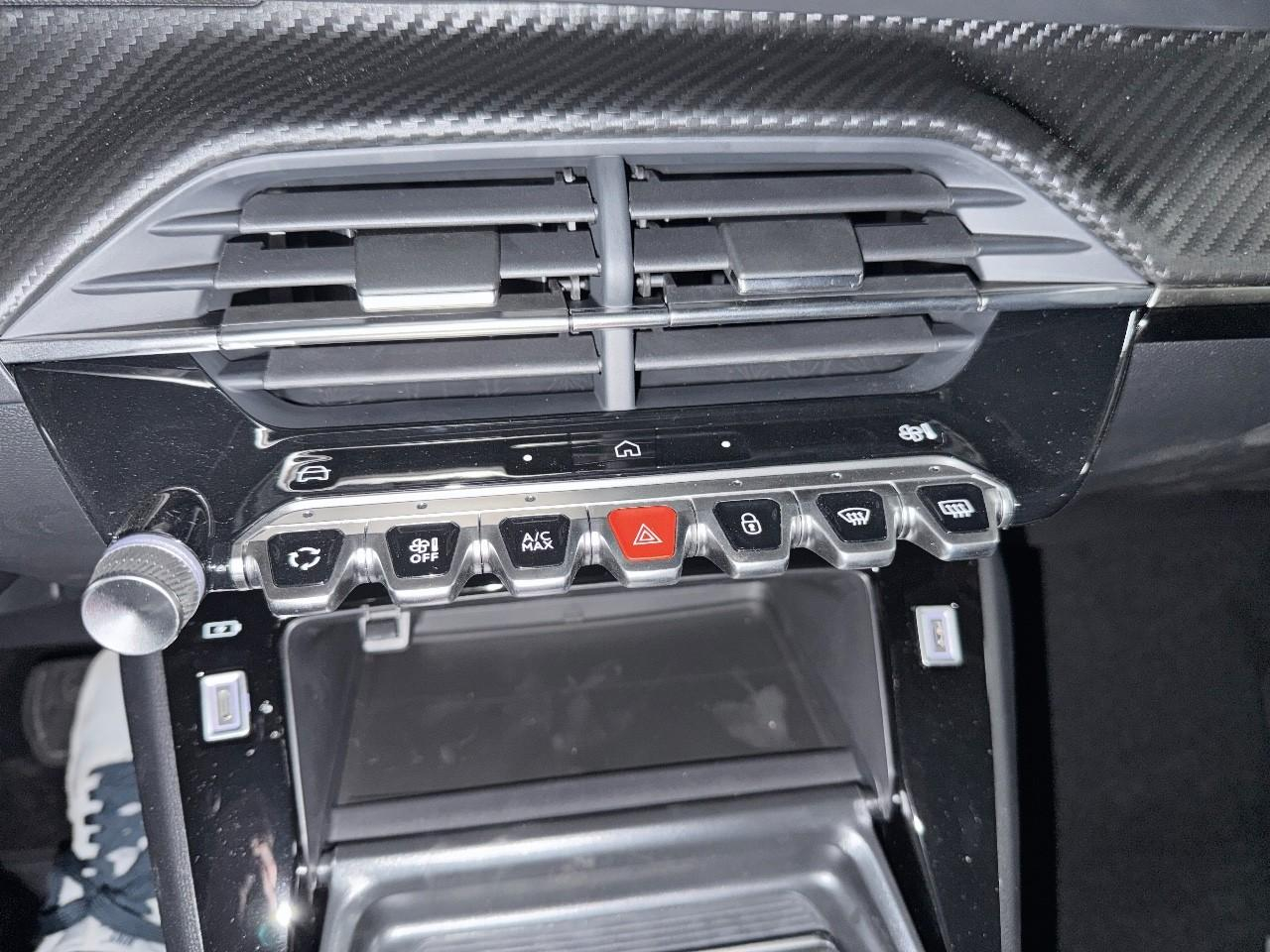 Peugeot 208 hybrid 110 e-dcs6 allure — photo 14