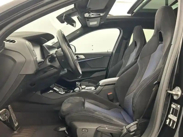 Bmw Serie 1 118da 150ch m sport + toit ouvrant + sièges — photo 9