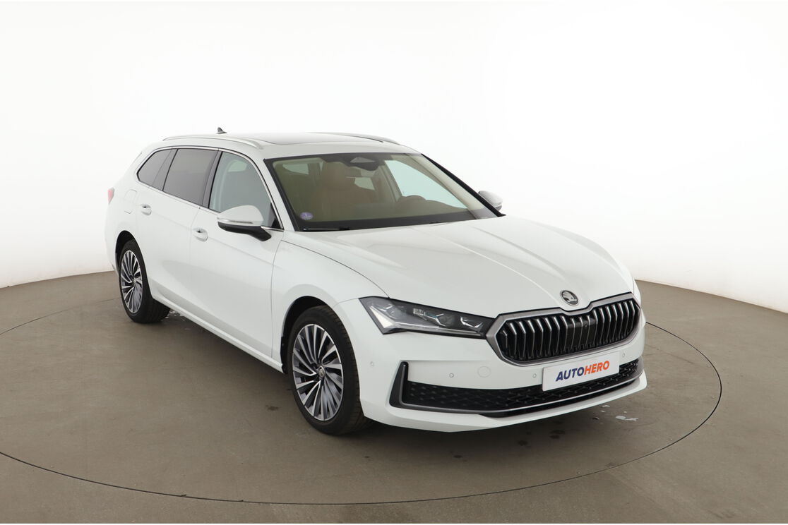 Skoda Superb Combi 1.5 TSI MHEV ACT Laurin & Klement DSG7 — photo 7
