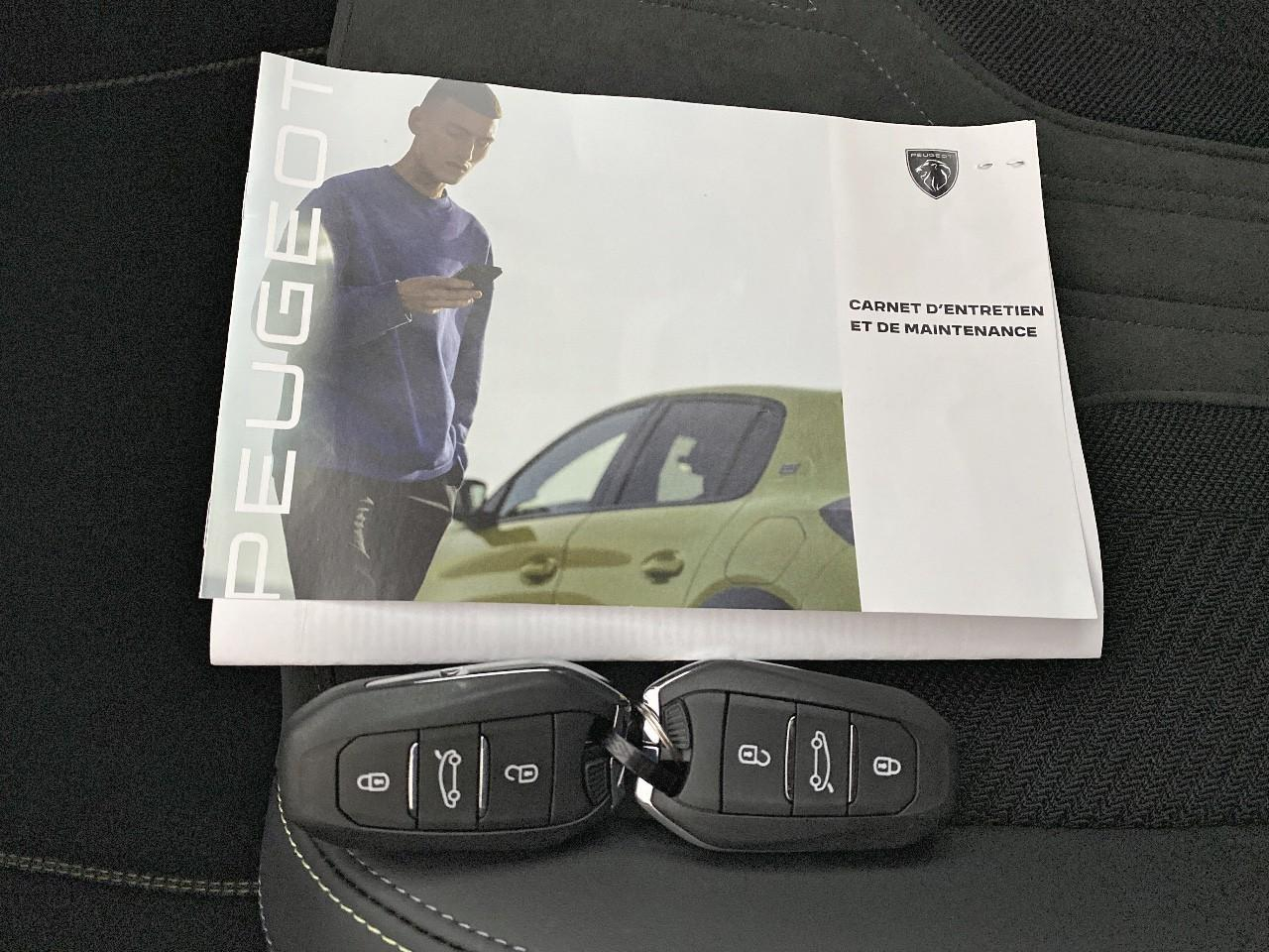 Peugeot 408 hybrid 136 e-dcs6 gt — photo 18