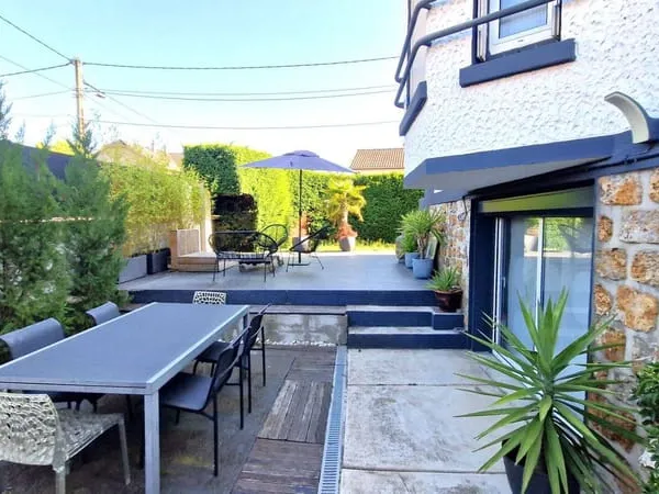 Maison 9 pièces 160 m²