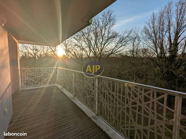 Appartement 4 pièces 81 m²