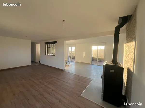 Maison a saint hilaire sur erre