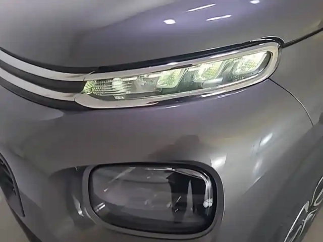 Citroën C3 Aircross puretech 110 s&amp;s bvm6 — photo 36