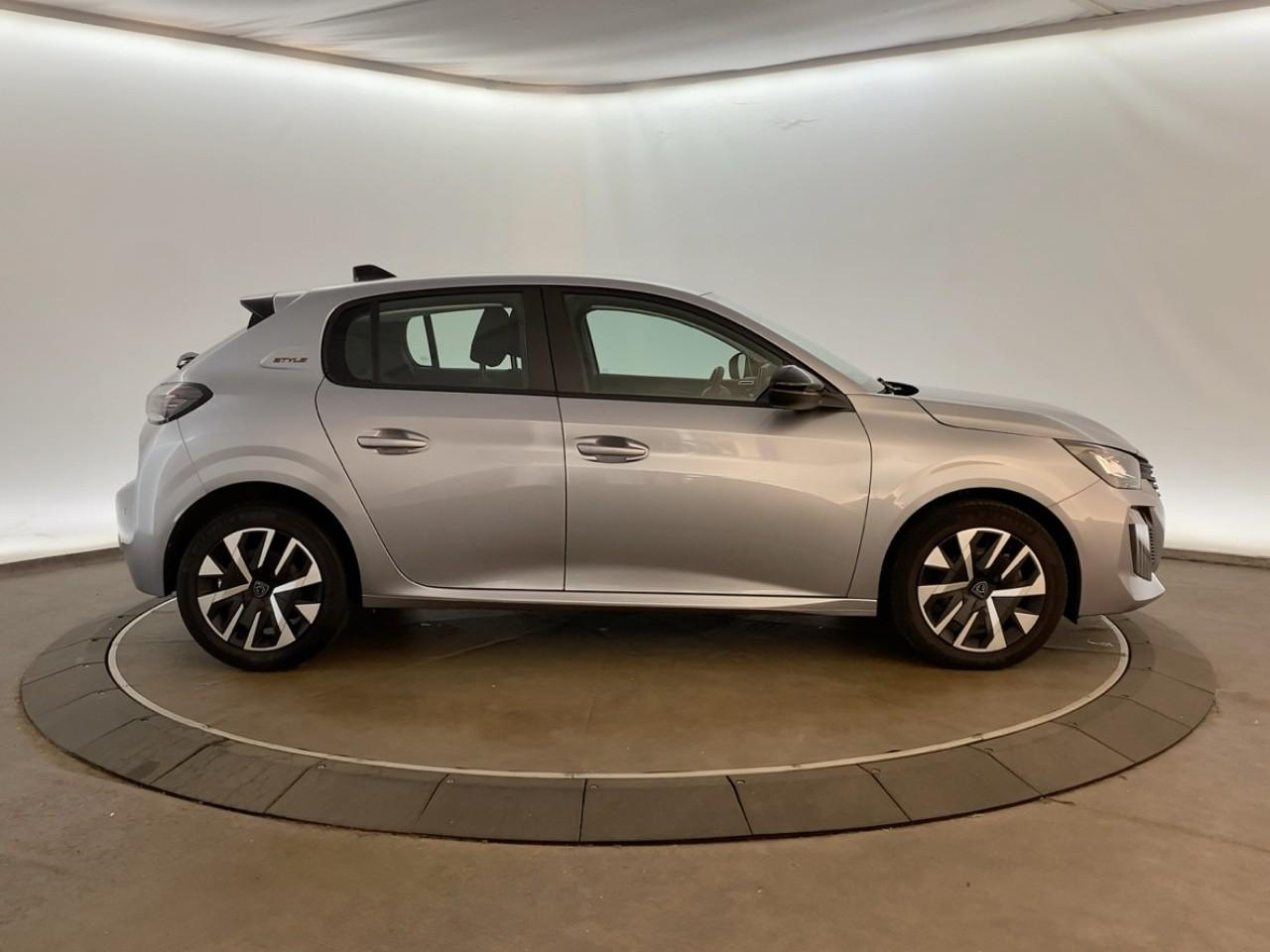 Peugeot 208 100 s&s bvm6 style — photo 4