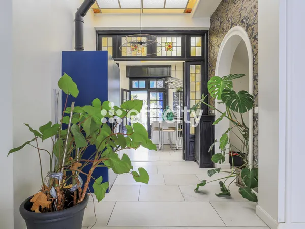 Maison 8 pièces 190 m²