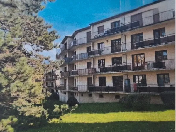 Appartement F4 Bourget du lac dans copropriété centre ville